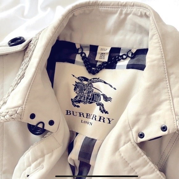 🔥🔥BURBERRY GABARDINE ROPE TRIM TRENCH COAT-SPECIAL EDITION🔥🔥 - Picture 5 of 9
